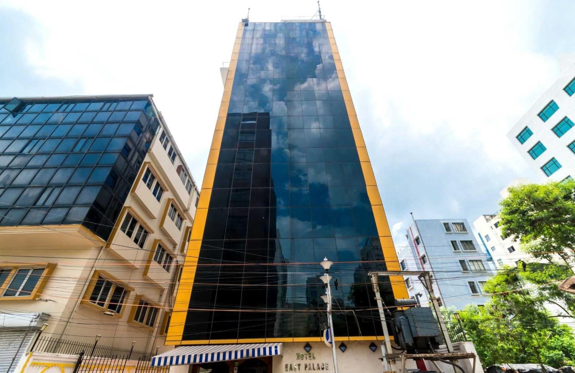 Collection O Radha Kanhaiya Salt Lake City Exterior photo